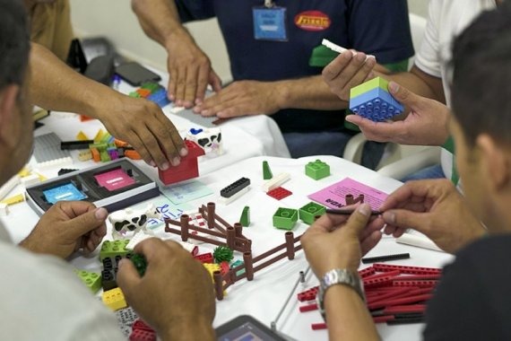 Startup do Sesi realiza workgame para gestão de pessoas no Frigorífico Frizelo Startup do Sesi realiza workgame para gestão de pessoas no Frigorífico Frizelo