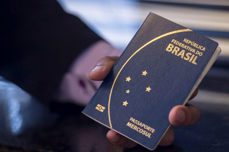 Polícia Federal anuncia suspensão da emissão de novos passaportes Polícia Federal anuncia suspensão da emissão de novos passaportes