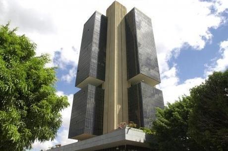 BC reduz taxa básica de juros pela 4ª vez consecutiva, a 4,5% ao ano Selic desabou 2 pontos nas últimas 4 reuniões do BC
Arquivo Agência Brasil