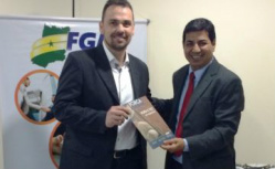 Juvenal Neto vê falência iminente dos municípios se não houver união de todos Foto: Divulgação
Neto e o presidente da FGM, Divino Alexandre