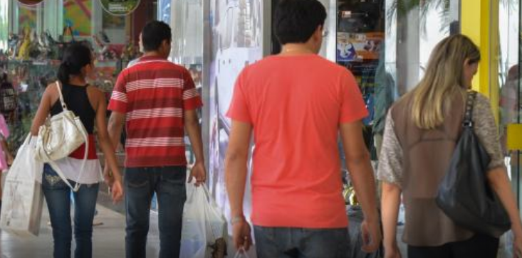 CNC estima crescimento de 5,5% no varejo em 2020 CNC estima crescimento de 5,5% no varejo em 2020