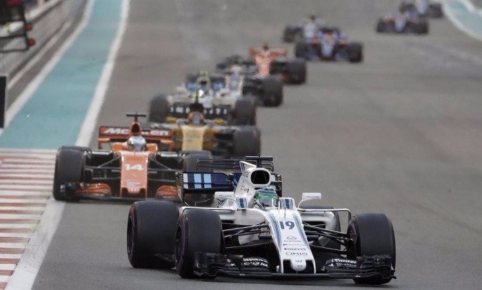 Felipe Massa se despediu neste domingo - Luca Bruno / AP
