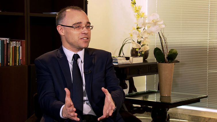 Governo não teme judicialização da reforma da Previdência, diz AGU André Luiz Mendonça, advogado-geral da União, é o entrevistado do programa Impressões. Divulgação/TV Brasil