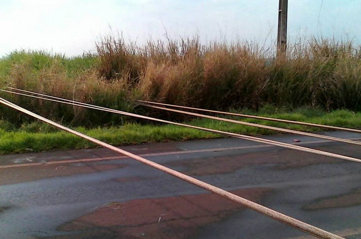 Companhia responsável pelo serviço providenciou a liberação de trecho da rodovia - Foto: I Fato