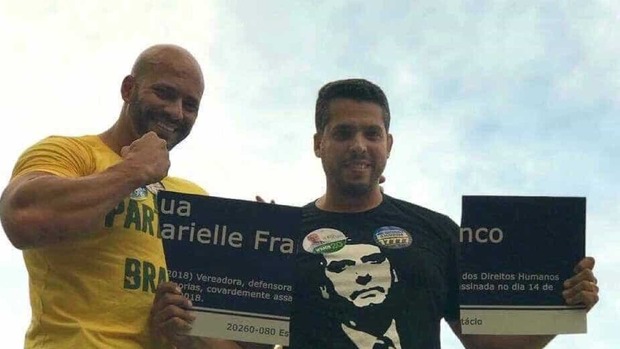 Marielle: homem que quebrou placa já foi secretário de Direitos Humanos © Reprodução / Twitter