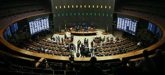 Congresso aprova liberação de recursos para o fies
