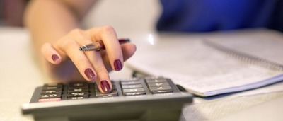 Número de empresas com contas atrasadas cresce 3,35% em maio, diz SPC © iStock