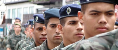 Prazo para alistamento militar termina nesta sexta-feira Prazo para alistamento militar termina nesta sexta-feira