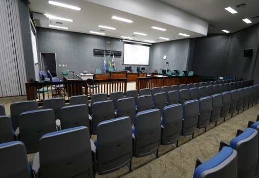 Crime envolvendo facção criminosa está entre os júris da semana