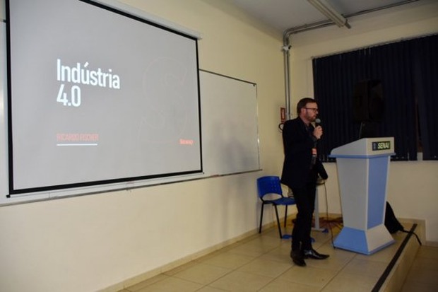 Empresários debatem Indústria 4.0 na 2ª Feira Tecnológica do Vestuário do Senai Empresa Empresários debatem Indústria 4.0 na 2ª Feira Tecnológica do Vestuário do Senai Empresa