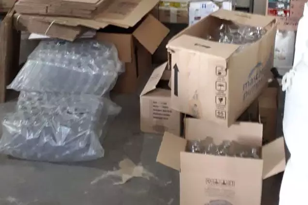 Em menos de 24h, 2ª fábrica clandestina de álcool em gel é interditada na Capital Divulgação