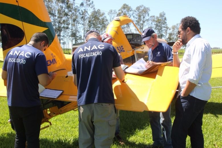 Operação já contabiliza R$ 8,2 milhões em multas e interdita 48 aeronaves Operação já contabiliza R$ 8,2 milhões em multas e interdita 48 aeronaves