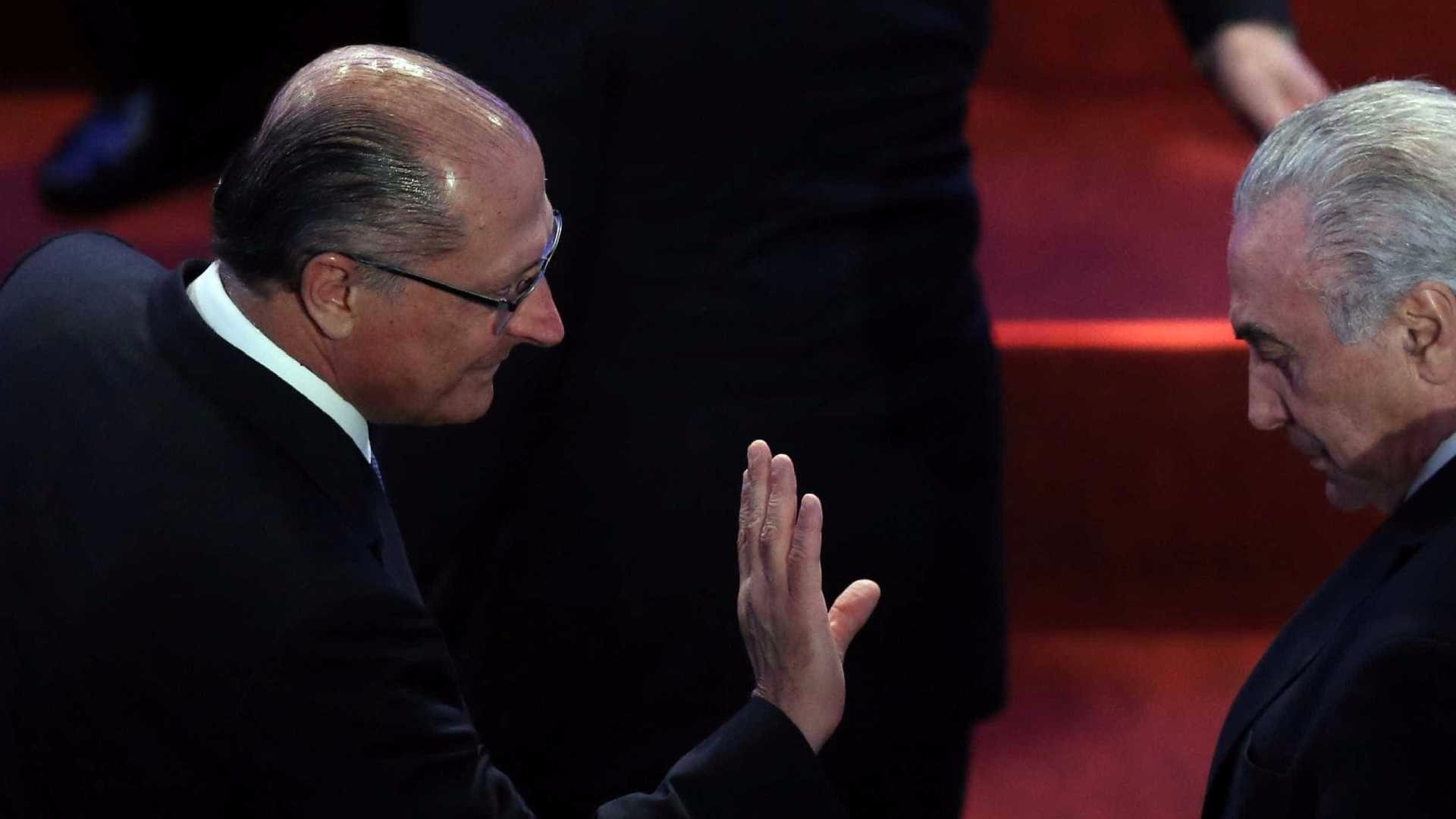 Paulo Whitaker / Reuters