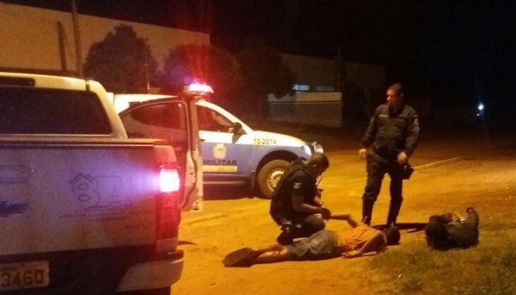 Um dos adolescentes preso em Itaquirai com a caminhonete roubada. Foto: Tá na Mídia