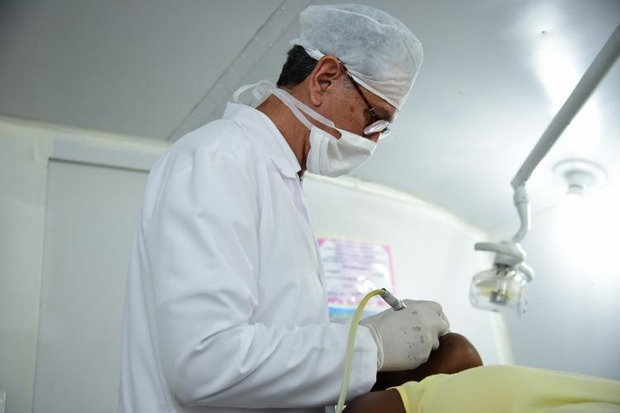 Projeto que leva atendimento odontológico gratuito ao campo já beneficiou 9,3 mil pessoas Projeto que leva atendimento odontológico gratuito ao campo já beneficiou 9,3 mil pessoas