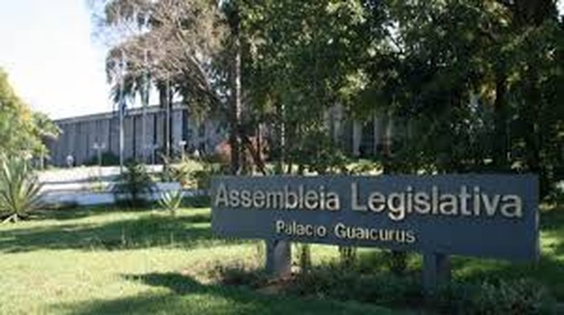 Pescadores pedem apoio dos deputados para suspensão da cota zero Pescadores pedem apoio dos deputados para suspensão da cota zero