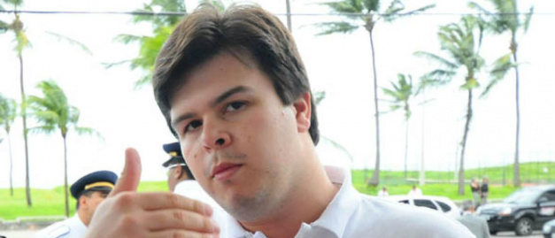 Ministro de Minas e Energia é exonerado para votar PEC do Teto