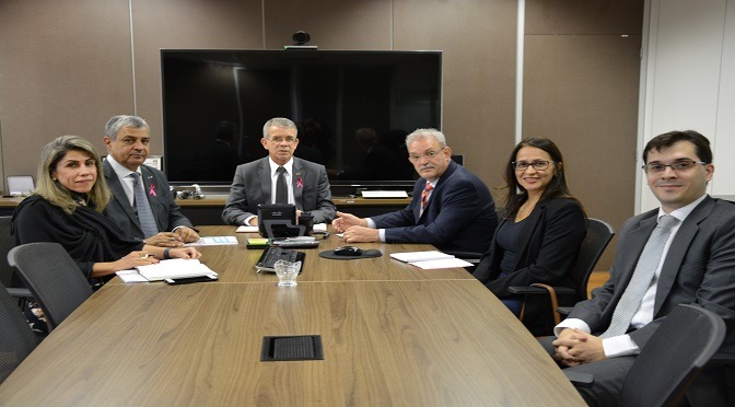 Em Brasília, secretário articula recursos para Hospital da Mulher e da Criança de Dourados Em Brasília, secretário articula recursos para Hospital da Mulher e da Criança de Dourados