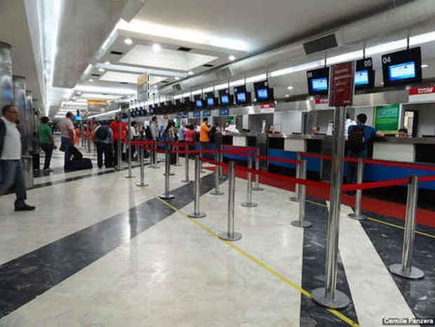 Quase 27 mil pessoas devem passar pelo aeroporto de Campo Grande no feriado Quase 27 mil pessoas devem passar pelo aeroporto de Campo Grande no feriado