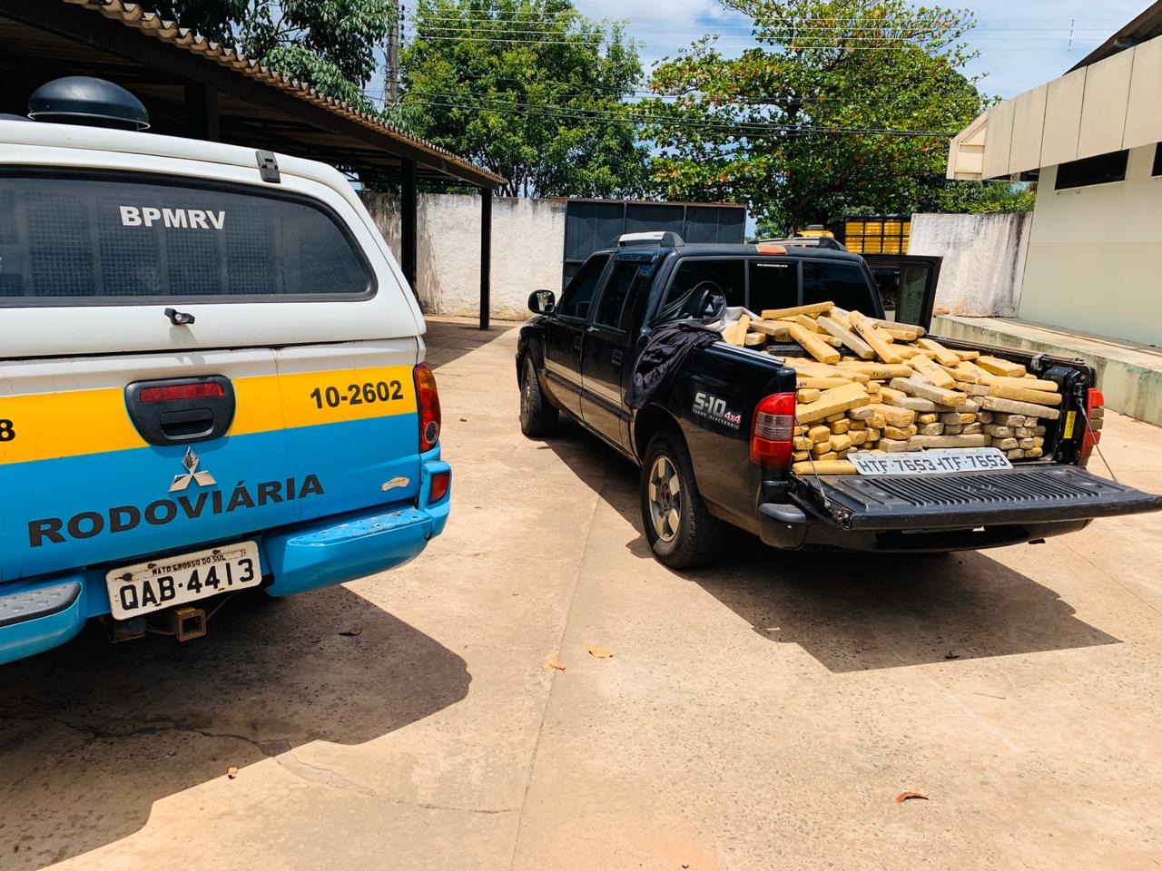 Polícia Militar Rodoviária apreende mais de 700 maconha na BR-060 Divulgação