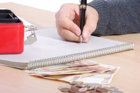 Renda fixa vai além da poupança e pode render grana extra mesmo na crise A poupança é o produto financeiro com menor rentabilidade dentro do mercado brasileiro
Thinkstock