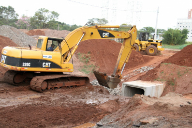 Prefeitura investe R$ 15 milhões em drenagem e piscinão para contenção de enchentes no Prosa