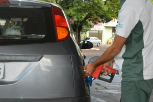 Procon Dourados divulga pesquisa de preço de combustível de outubro Gasolina manteve variação de semana passada - Foto: Arquivo/Dourados News