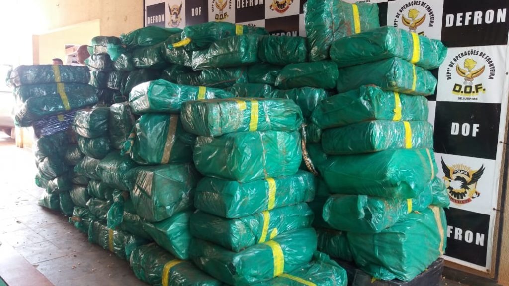 Polícias estaduais apreendem cerca uma tonelada de maconha por dia em MS