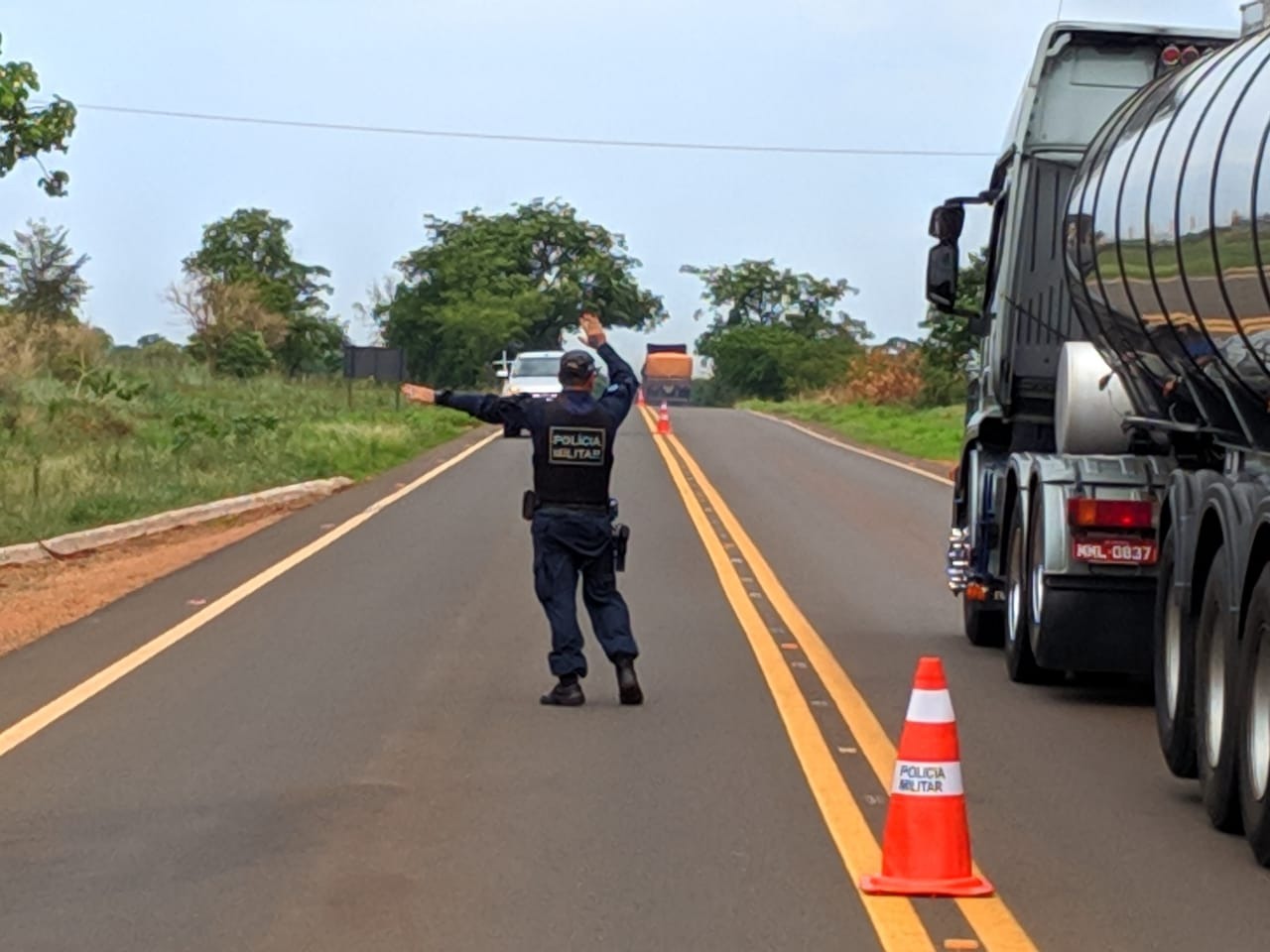 PRF e PMR realizam Operação Proclamação da República nas rodovias federais e estaduais PRF e PMR realizam Operação Proclamação da República nas rodovias federais e estaduais
