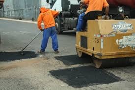 Vias serão interditadas para o serviço de tapa-buraco.
