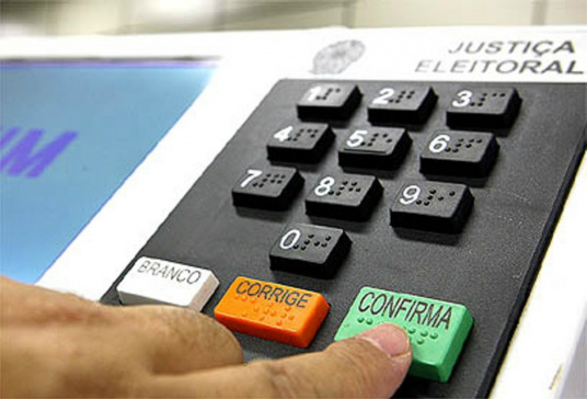 Segundo turno das eleições ocorre neste domingo em 20 estados Segundo turno das eleições ocorre neste domingo em 20 estados