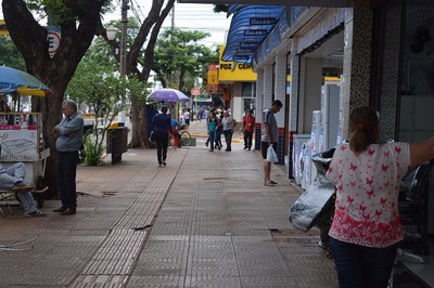 Aos domingos as lojas abrirão das 08h às 18h - Crédito: Guilherme Pires