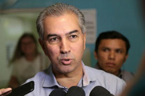 Reinaldo falou sobre a vistoria veicular, em entrevista, após votar na Capital (Foto: Fernando Antunes)