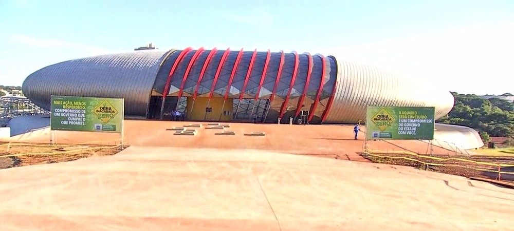 Obra do Aquário do Pantanal está paralisada desde junho de 2016 (Foto: Reprodução/TV Morena)