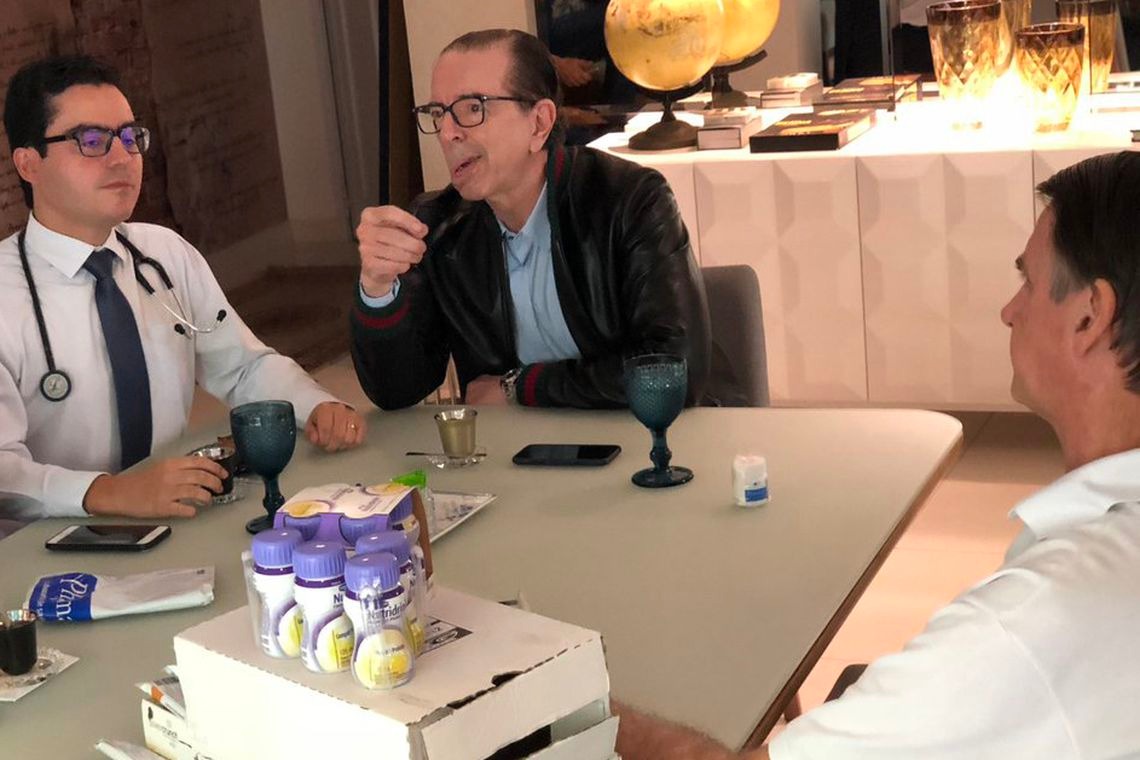 Carlos Bolsonaro/redes sociais/Agência Brasil