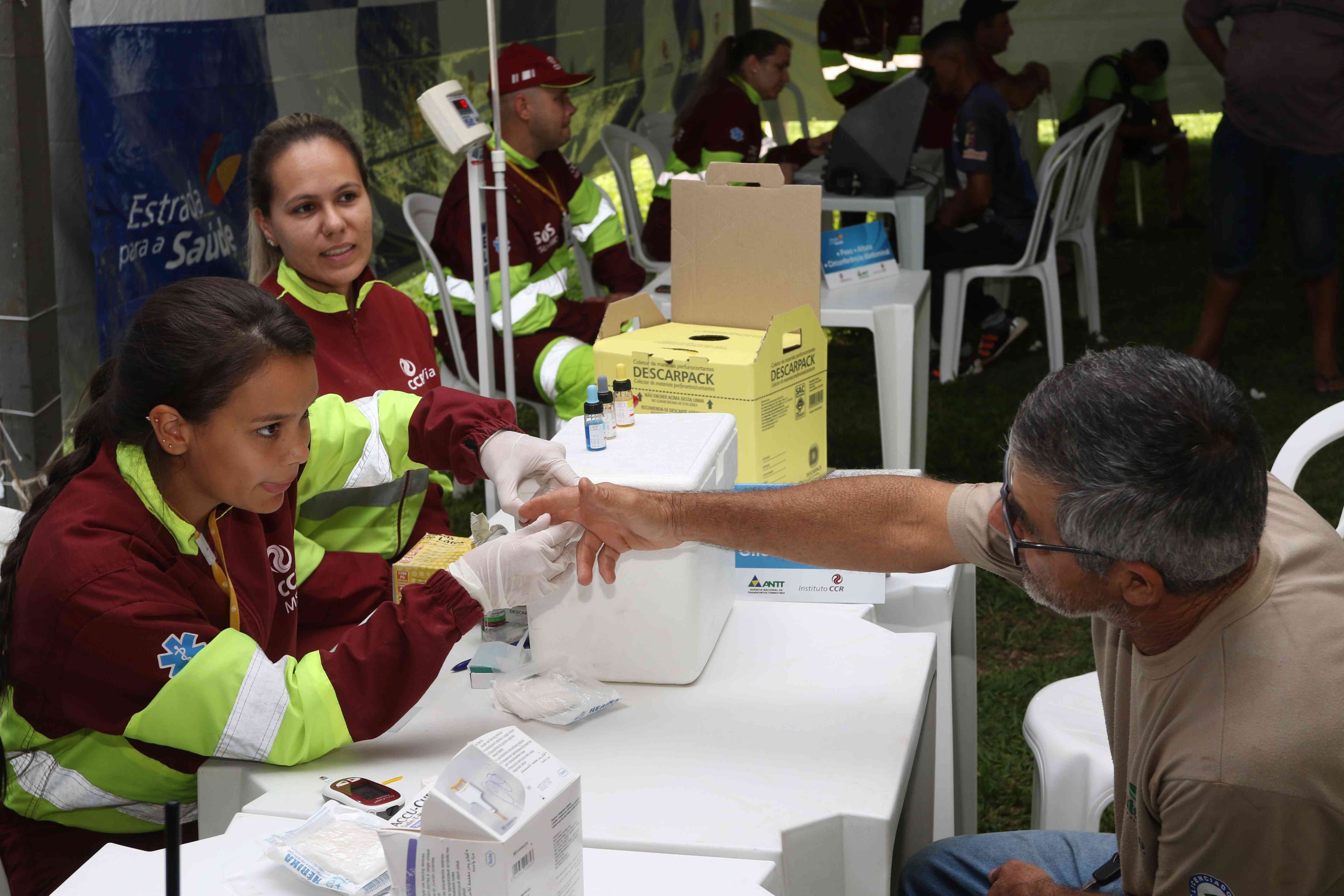 Antes de feriado, motoristas participam de ação de saúde na BR-163 em MS Foto: Rachid Waqued