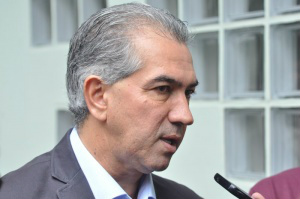 Governo estuda projeto ou decreto para reduzir ICMS do diesel em julho Governador não sabe se implantará redução de imposto por meio de projeto ou decreto (Foto: Marcelo Calazans)