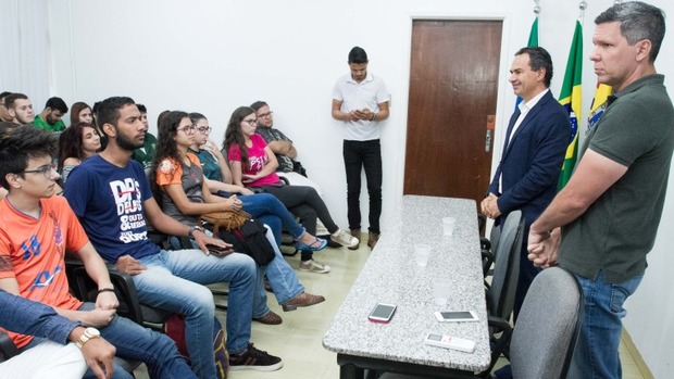 Prefeitura se reúne com atléticas e traca planejamento esportivo PMCG