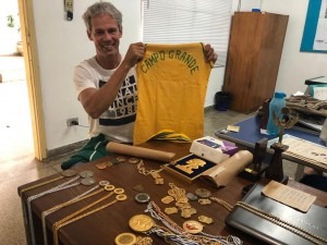 Prefeitura resgata histórias e acervos do atletismo no memorial Belmar Fidalgo Divulgação