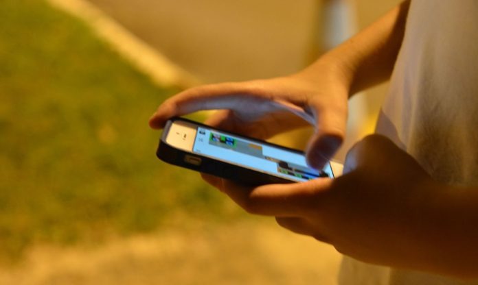 Alertas por SMS são usados na prevenção ao coronavírus Valter Campanato/Agência Brasil