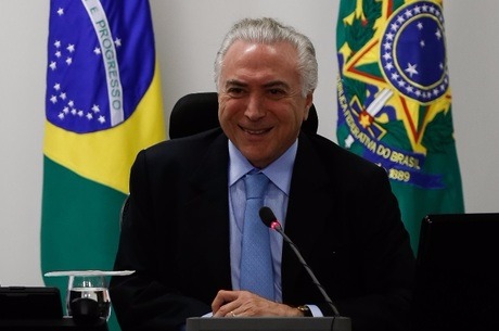 Advogados de Temer entregam defesa à CCJ Michel Temer foi denunciado por corrupção passiva
Marcos Corrêa/04.07.2017/PR
