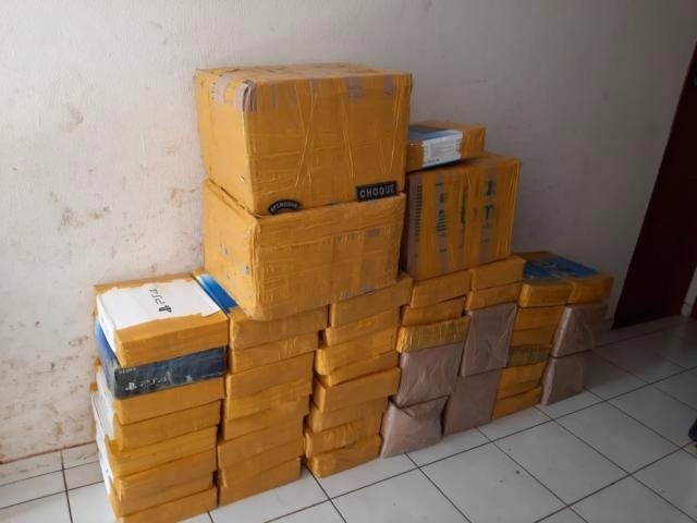Polícia prende traficantes que enviariam 514 kg de maconha a SP (Foto: Divulgação/Batalhão de Choque)