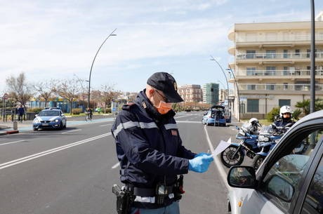 Antonio Parrinello/Reuters