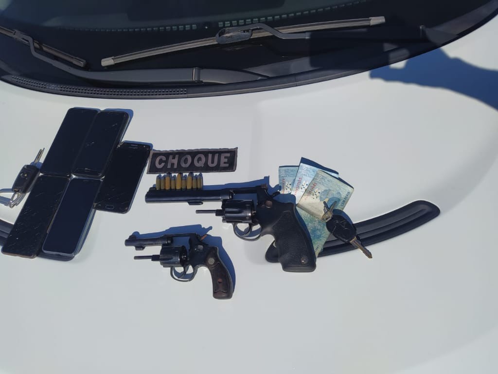 Trio é preso pelo Choque por roubo à veículos na Capital