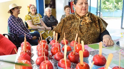 Com comidas típicas e danças, festa junina do CMU o Picolé anima comunidade