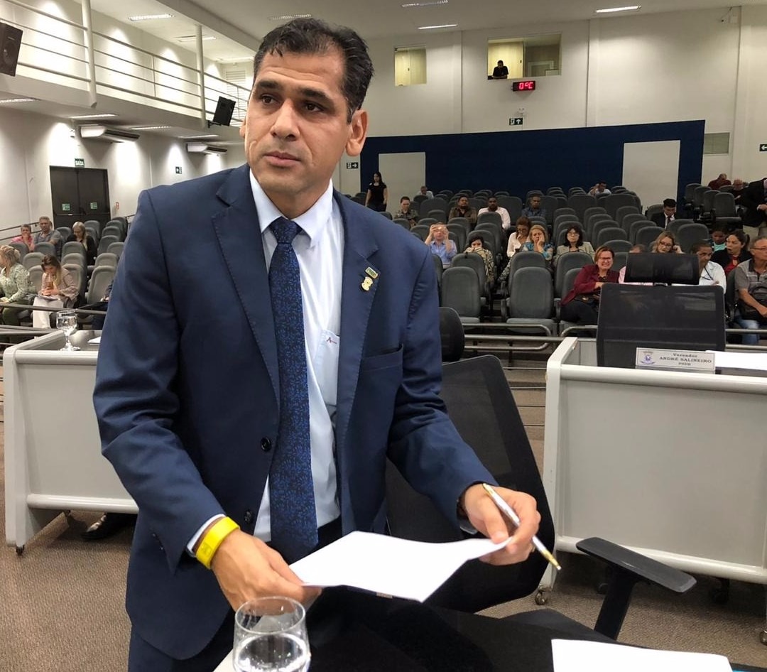 Em sessão ordinária, vereador Betinho pede melhorias em bairros da Capital Divulgação