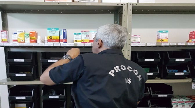 Procon Estadual autua farmácia por expor à venda produtos vencidos há mais de um ano Divulgação
