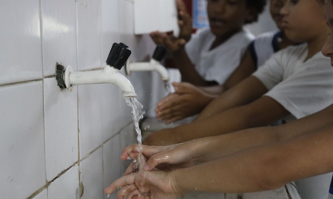 Dia Mundial da Água: bilhões não têm acesso a água e sabão Fernando Frazão/Agência Brasil