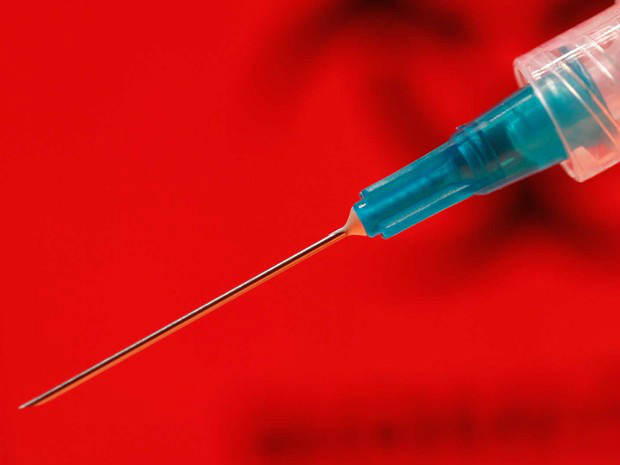 Injeção de anticoncepcional para homens se mostrou promissora, mas estudo foi interrompido por causa de efeitos colaterais - Foto: CDC/ Debora Cartagena