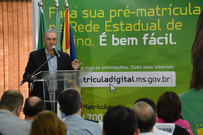 Estado terá pelo menos 21 novas escolas de tempo integral em 2017 Governador Reinaldo Azambuja (PSDB) durante lançamento da pré-matrícula - Foto: Bruno Henrique/Correio do Estado